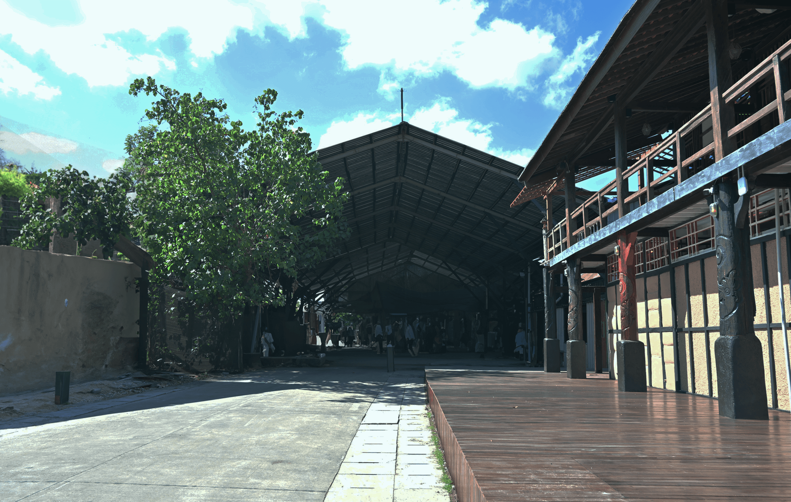 Location (in)Side-Events